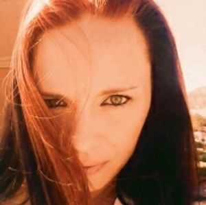 Meet your Posher, Carol